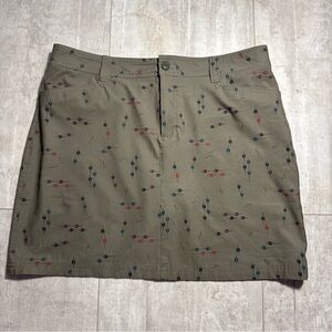 Eddie Bauer Olive Green adventurer hiking skort skirt active outdoor sz 12